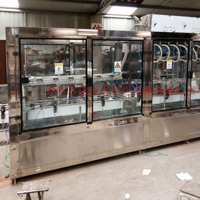 Straight-line reverse-flushing bottle filling double-line-in-line for bottled water